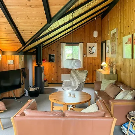 Semesterbostad Summer With Wood Stove Near Als Odde *